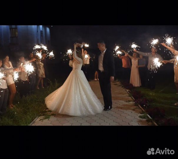 Свадебное платье