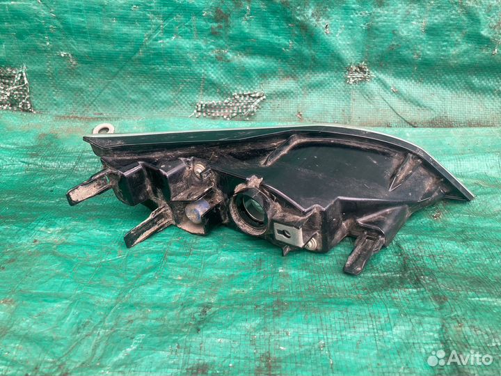 Указатель поворота в бампер правый Lexus GX460