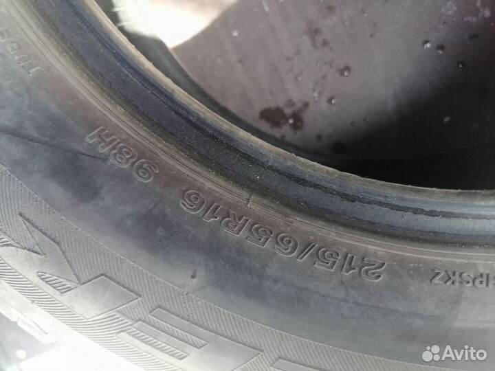 Шины 215 65 16 летние бу