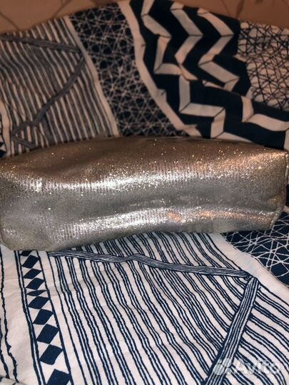 Косметичка /клатч burberry новая