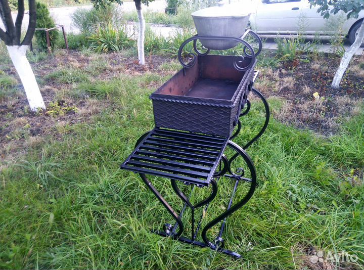 Кованный мангал