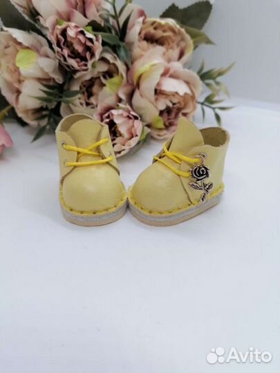 Обувь для кукол