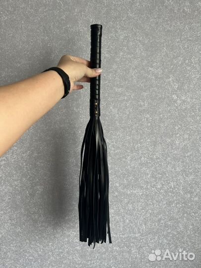Флоггер, плетка кожанная