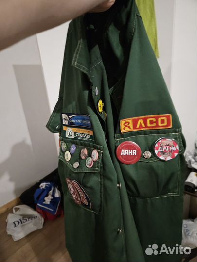 Куртка зеленая