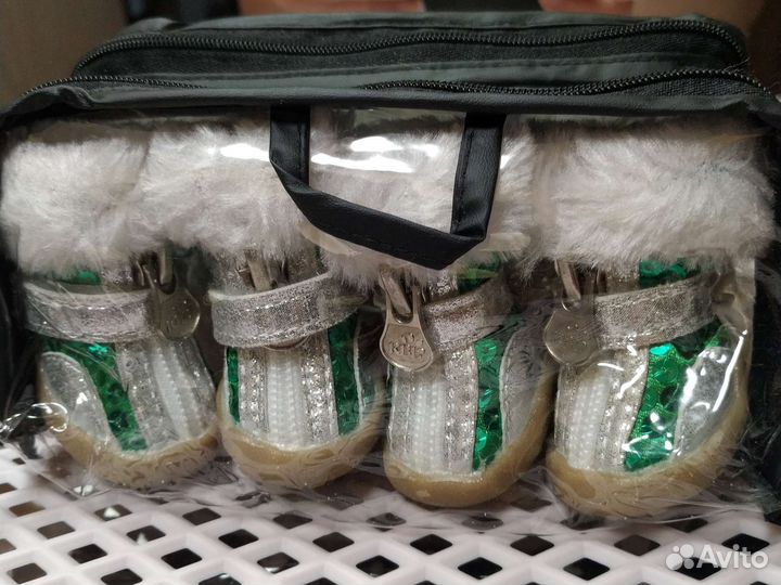 Обувь для маленьких собак