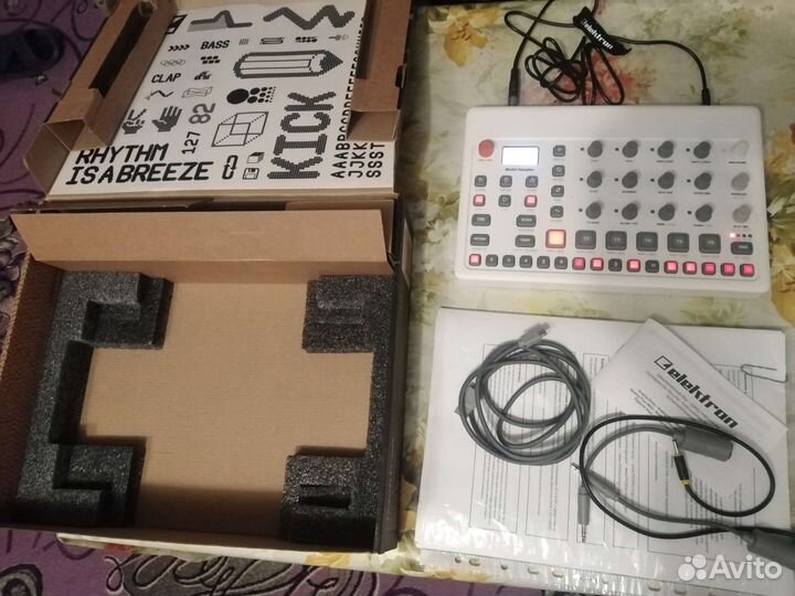 Elektron Model: Samples