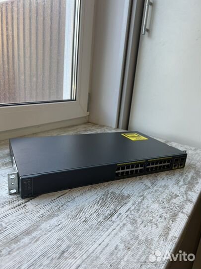 Коммутатор 24 порта Cisco Catalyst WS-C2960-24TC-L