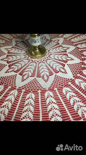 Скатерть вязаная белая