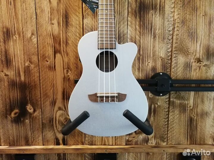 Укулеле концертный Ortega rusilver-CE Earth Series