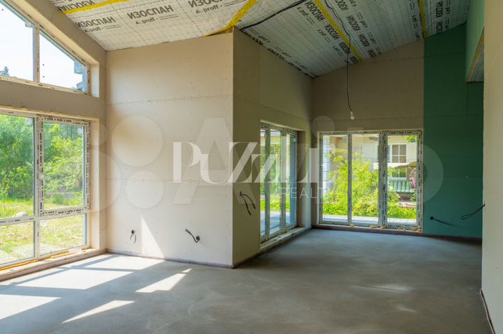 Дом 140 м² на участке 10 сот.