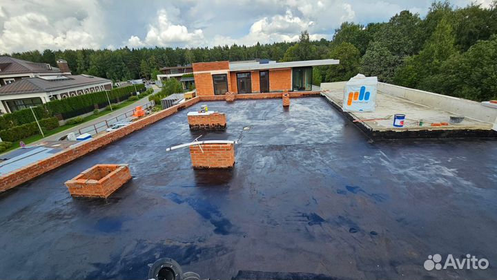 Стяжка пола на кровле с разуклонкой