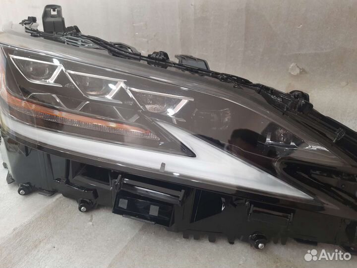 Lexus ES 350/300/200 фара правая full LED