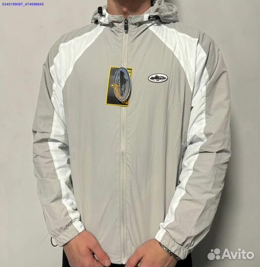 Ветровка Corteiz: свобода движений и стиля