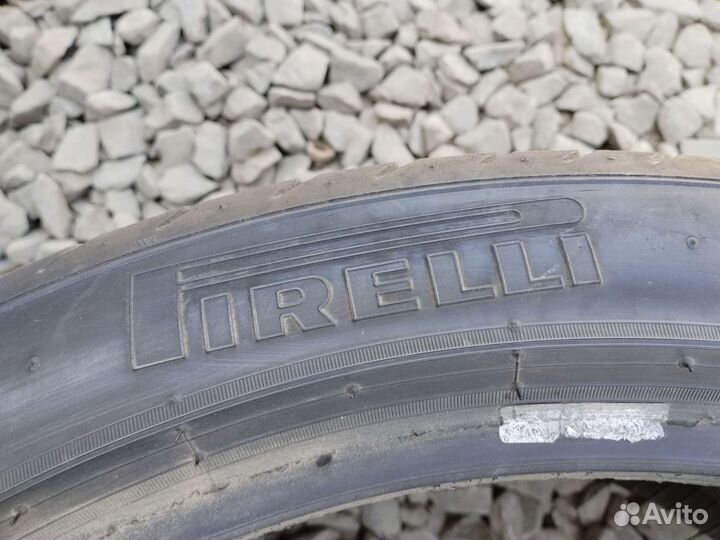 Pirelli P Zero 295/35 R21