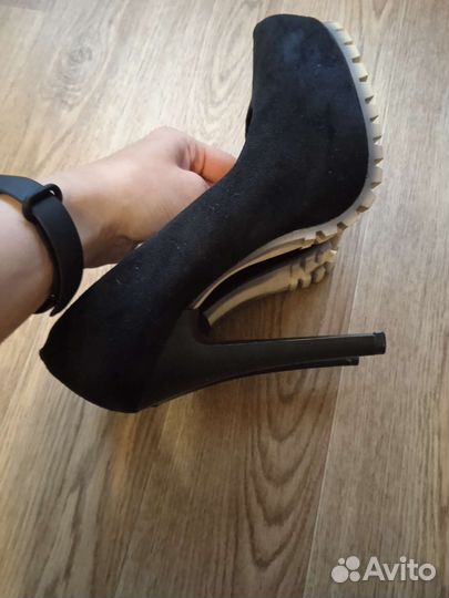 Туфли женские 38 размер