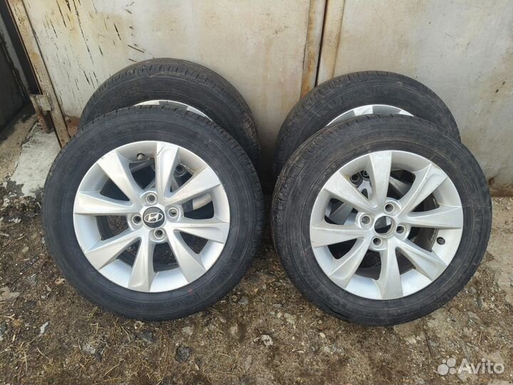 Комплект летних колес R15 Hyundai Solaris