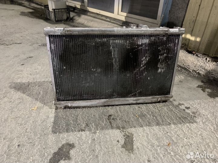 Радиатор охлаждения двигателя Toyota Altezza