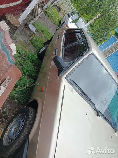 ВАЗ 21099 1.6 МТ, 1998, 300 000 км