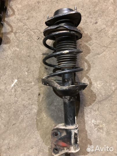 Амортизатор передний правый subaru impreza g11 gh