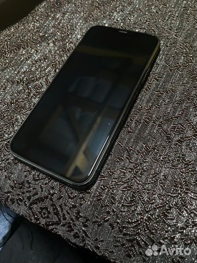iPhone 11 Pro, 64 ГБ