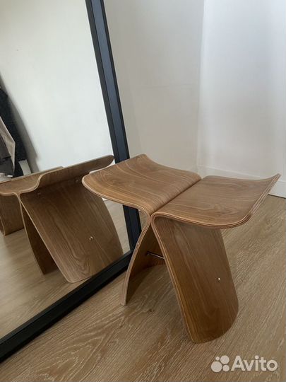 Журнальный столик / стул Vitra Butterfly Stool