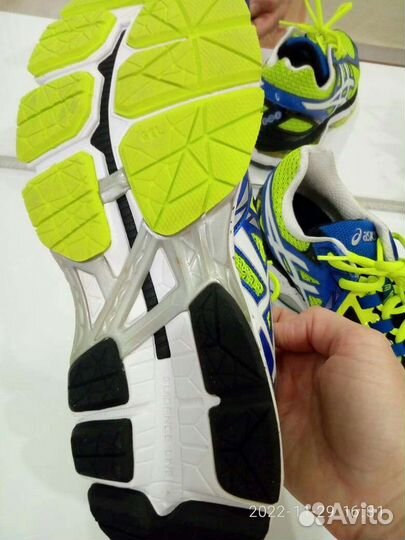 Кроссовки Asics