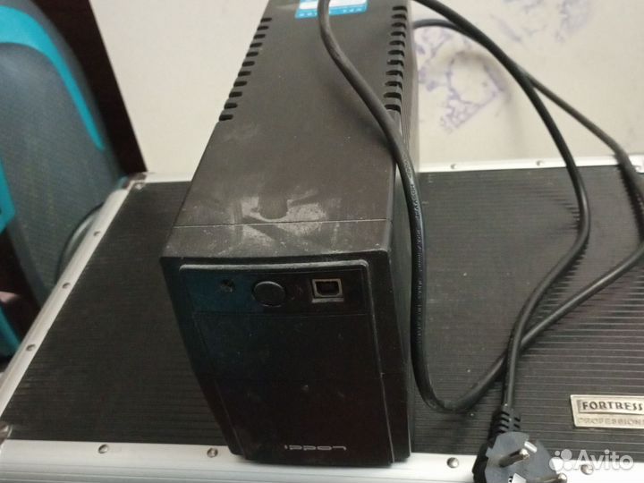 Источник бесперебойного питания