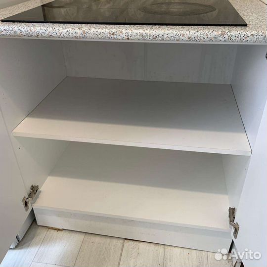 Индукционная плита Samsung NZ64M3NM1BB