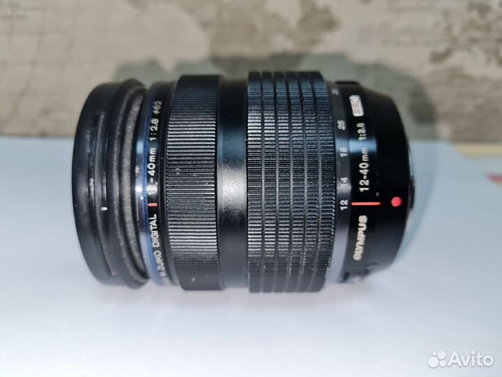 Объектив Olympus 12-40mm f/2.8 PRO
