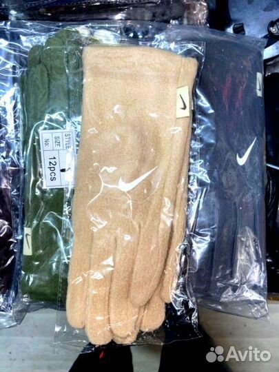 Перчатки женские Nike (2023)