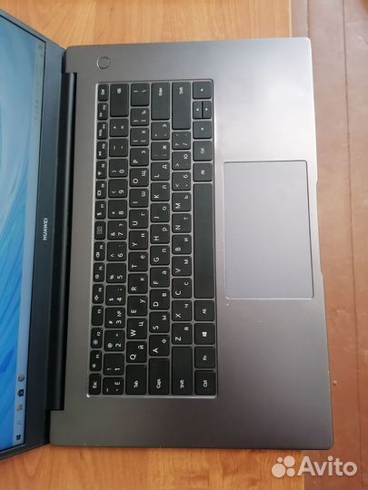 Huawei matebook 15