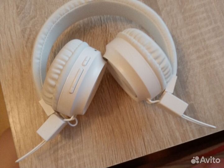 Беспроводные наушники