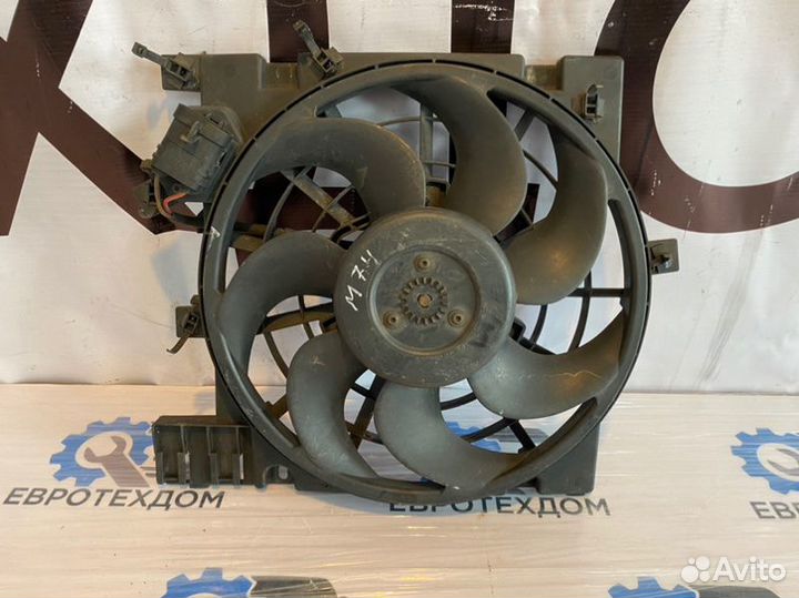 Вентилятор радиатора Opel Astra Gtc H L08 Z19DTH