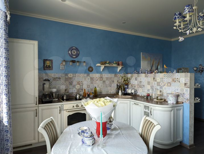 4-к. квартира, 94,5 м², 10/10 эт.