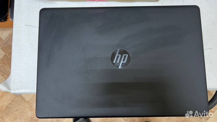 HP 17-BS011UR на разбор