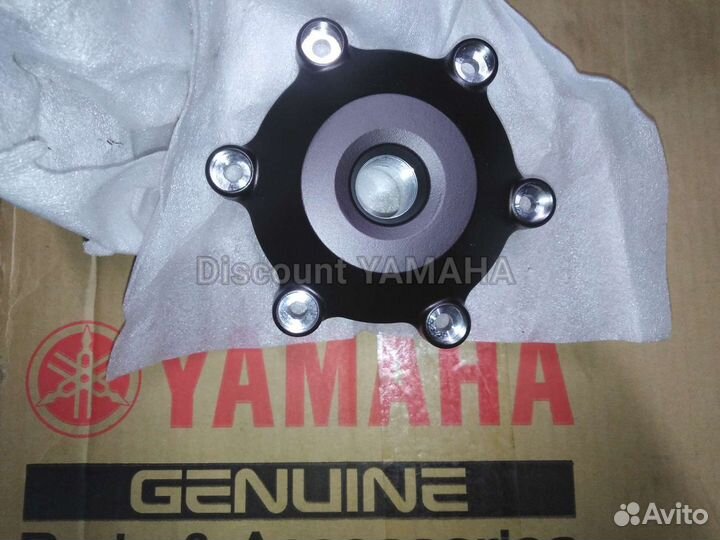 Новая оригинальная ступица Yamaha V-Max 17