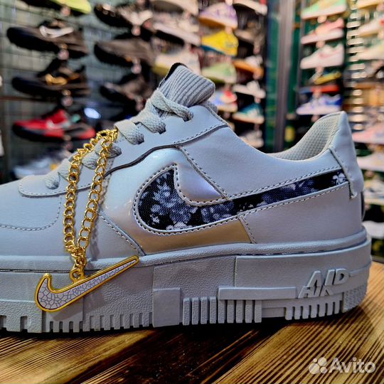 Кроссовки Nike Air Force 1 Pixel