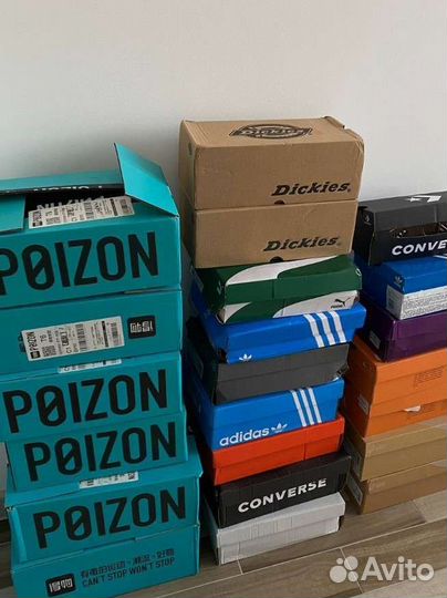 Посредник Poizon