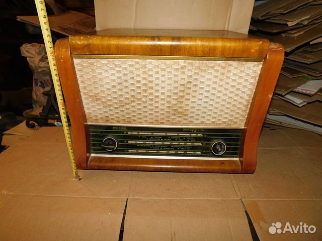 Старинная ламповая радиола Рекорд-61 СССР