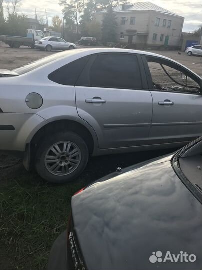 Двери на ford focus 2