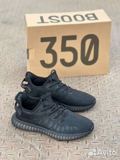 Кроссовки Adidas Yeezy boos 350 (размеры 41-45)