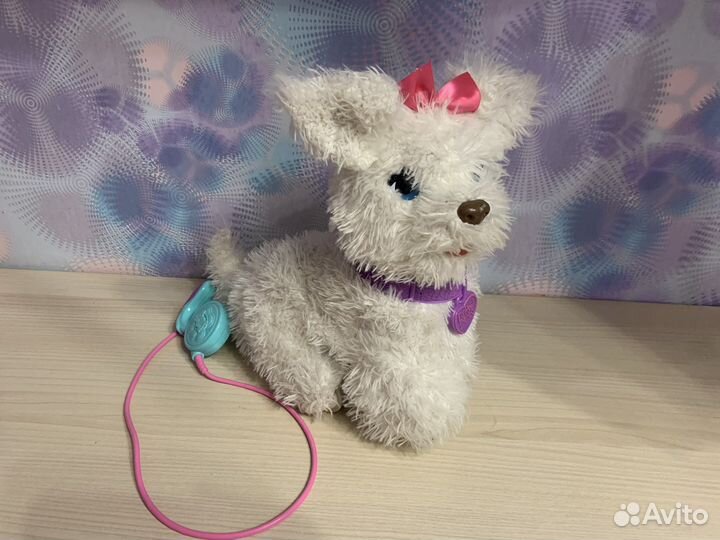 Игрушка собака на поводке