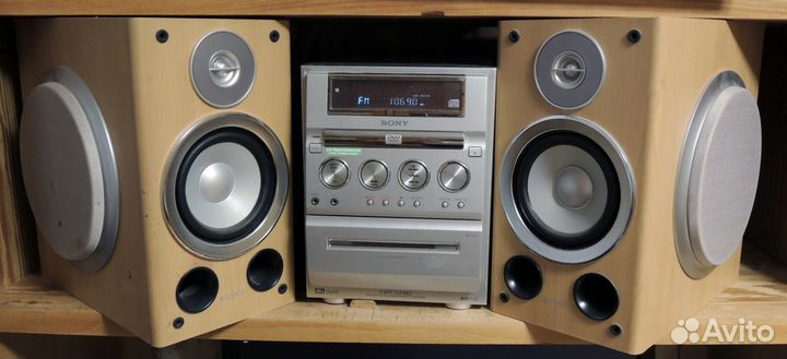 Музыкальный DVD караоки центр sony CMT-GP8D HI-FI