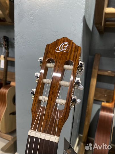 Ortega R122G классическая гитара