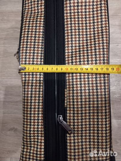 Чемодан дорожный на колесах бу