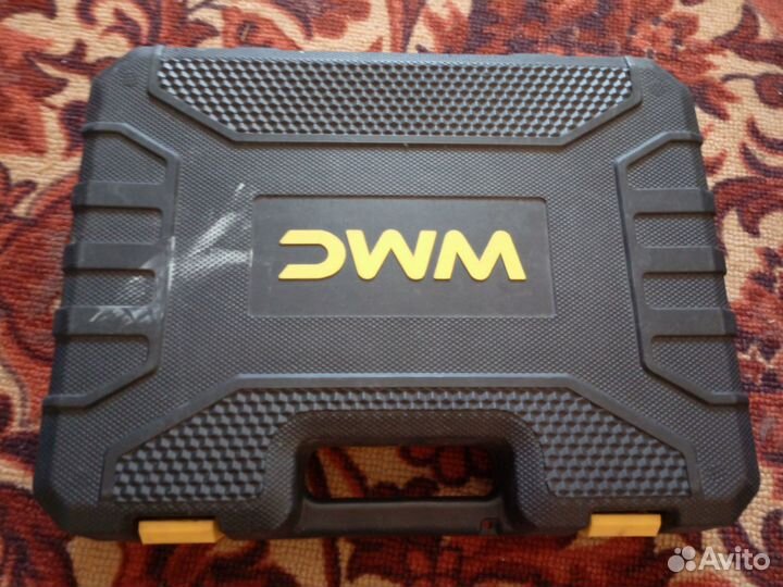 Чемодан с инструментами