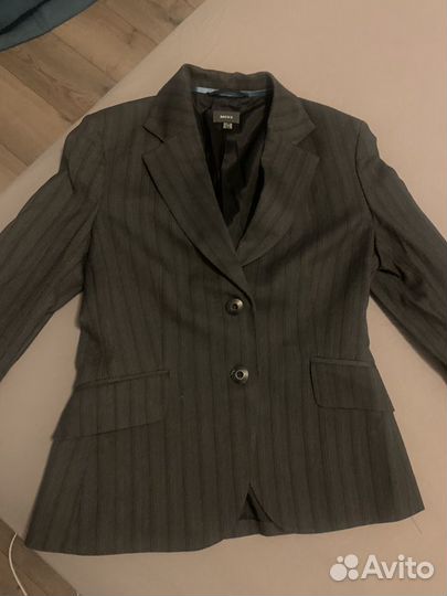 Mexx бренд, Костюм женский: юбка и пиджак