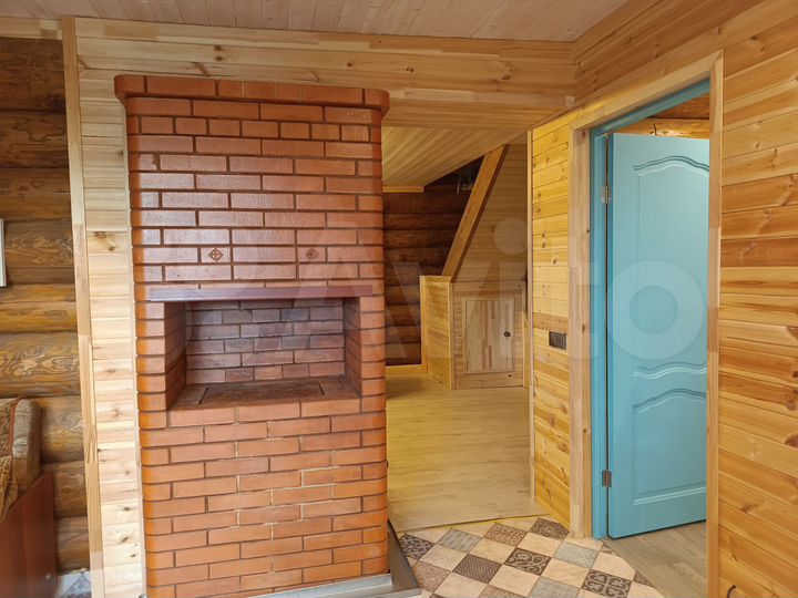 Дом 196 м² на участке 15 сот.