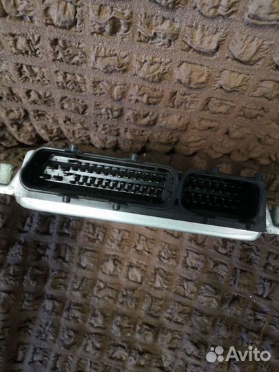 Эбу двигателя Volkswagen Polo 3 (1994-2001) 1,0