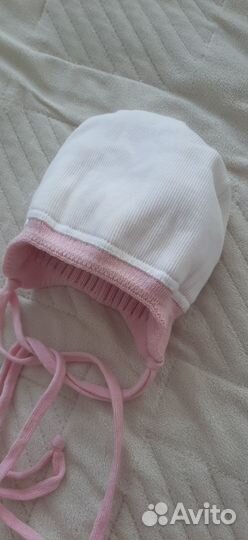 Шапка весенняя для девочки